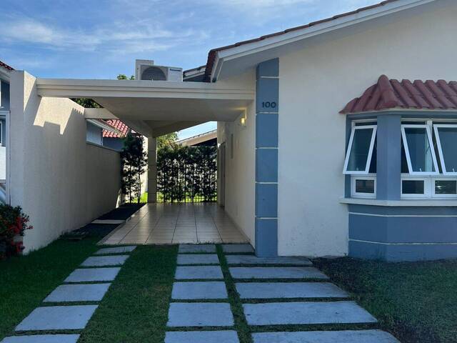 #20 - Casa em condomínio para Venda em Manaus - AM