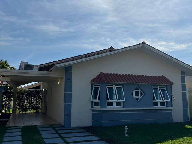 #20 - Casa em condomínio para Venda em Manaus - AM